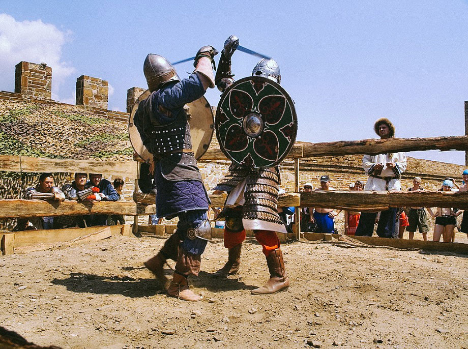 Фестиваль Генуэзский шлем в Судаке